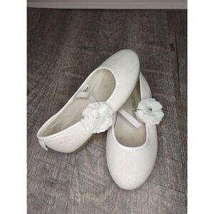 Carter's white flower flats